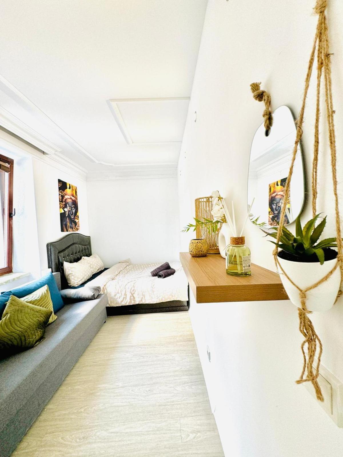 וינה Very Spacious Apartment For Up To 7P With Great Location מראה חיצוני תמונה