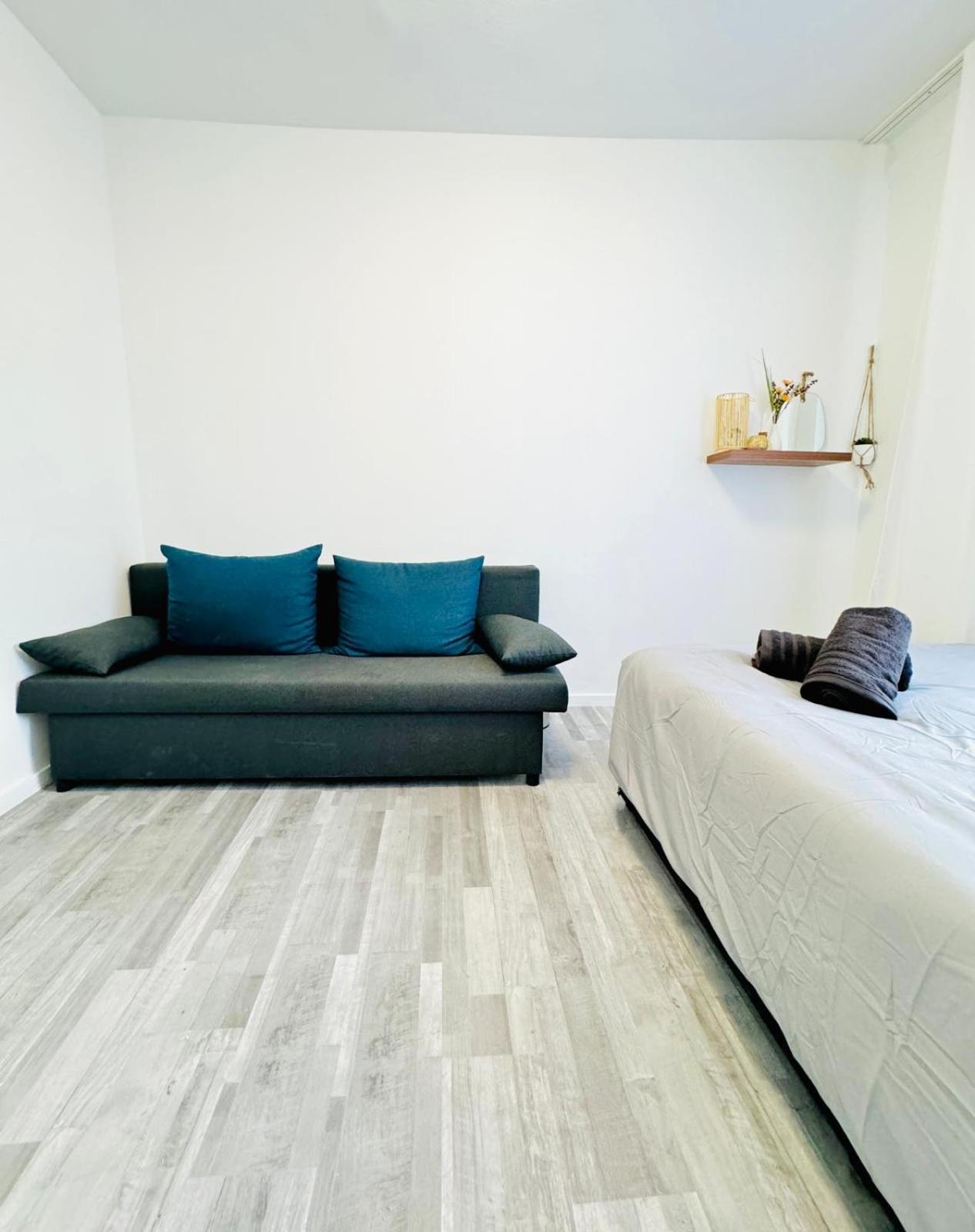 וינה Very Spacious Apartment For Up To 7P With Great Location מראה חיצוני תמונה
