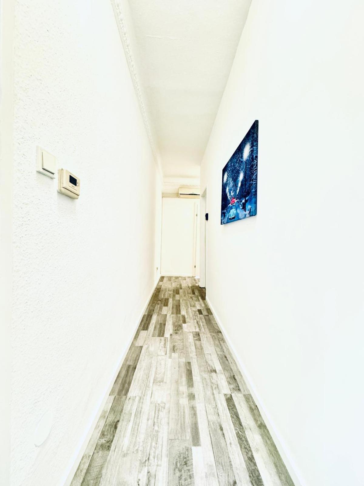 וינה Very Spacious Apartment For Up To 7P With Great Location מראה חיצוני תמונה